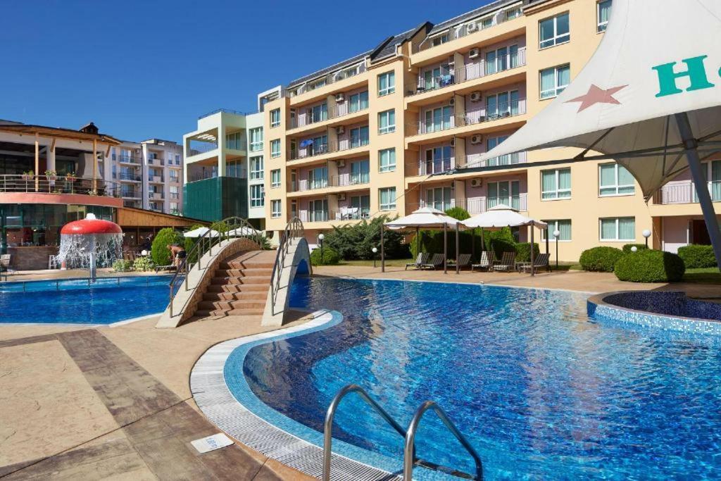 Pollo Resort, Summer Wind Apartaments 써니비치 외부 사진