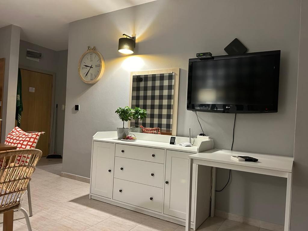 Pollo Resort, Summer Wind Apartaments 써니비치 외부 사진